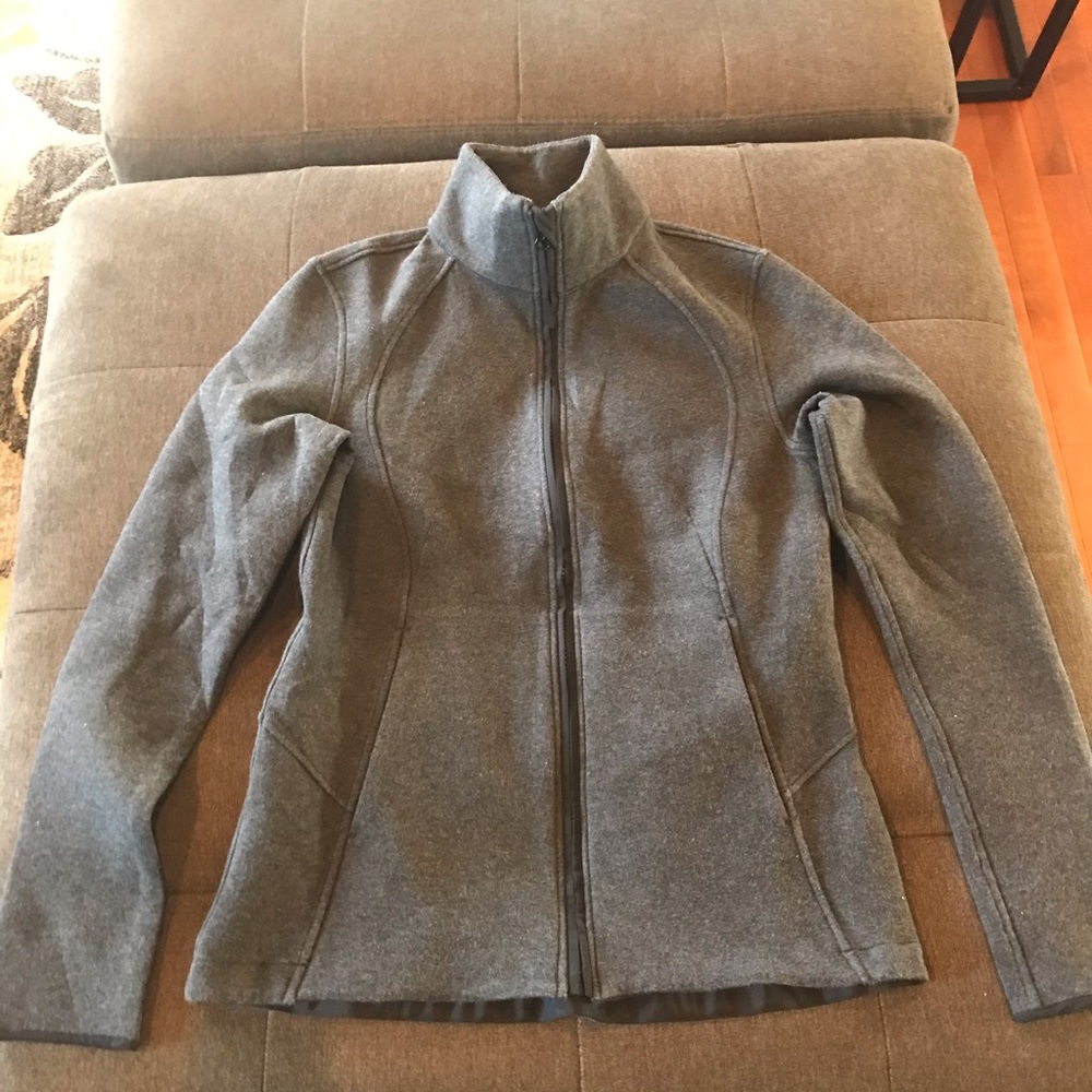 Lululemon jacket/sweatshirt